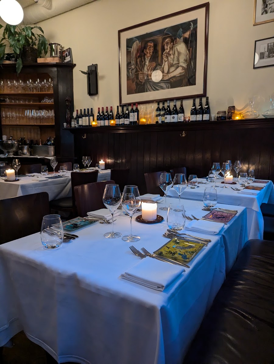 Palace Grill room