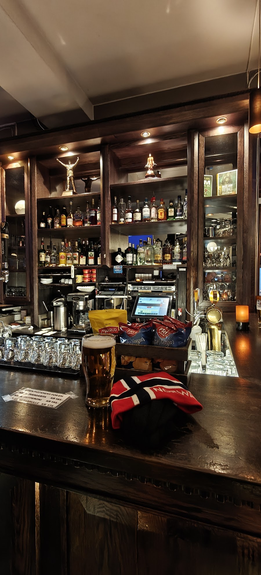 Store Stå Pub room