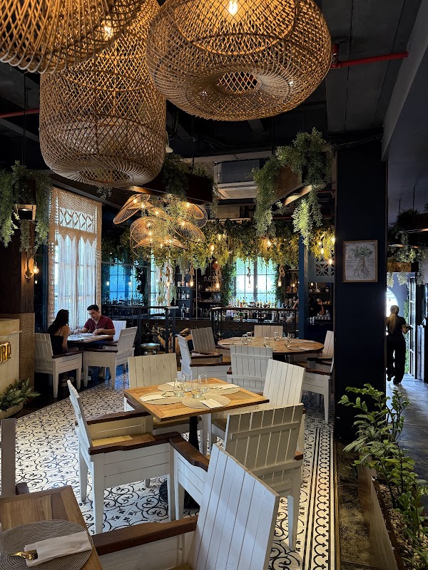 Pedro Mandinga Rum Bar