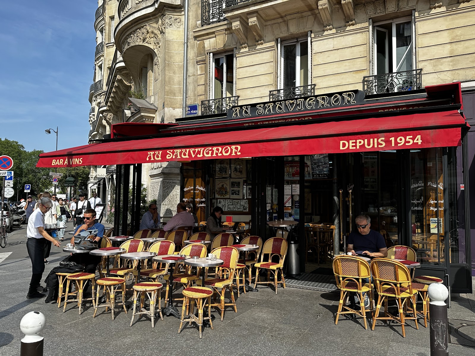 Au Sauvignon wine bar terrace and zinc counter, Saint-Germain-des-Pres Paris