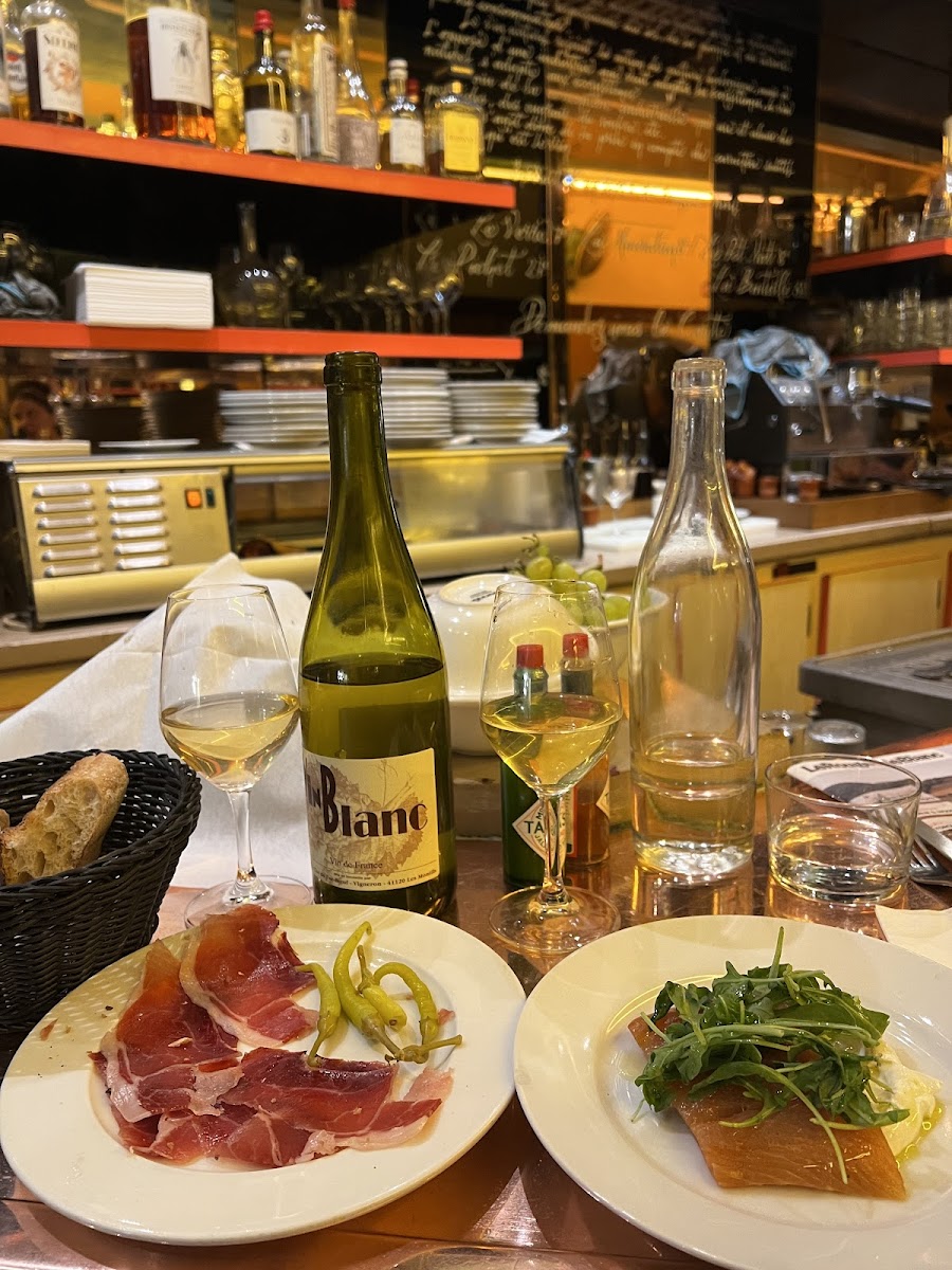 Aux Deux Amis, Paris