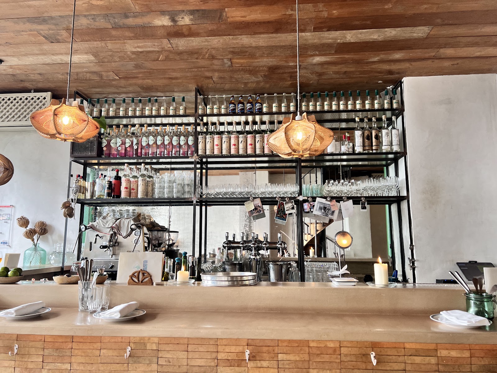 Clamato, Paris