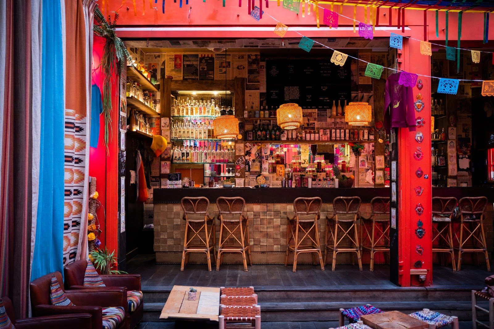 La Mezcaleria Paris bar interior