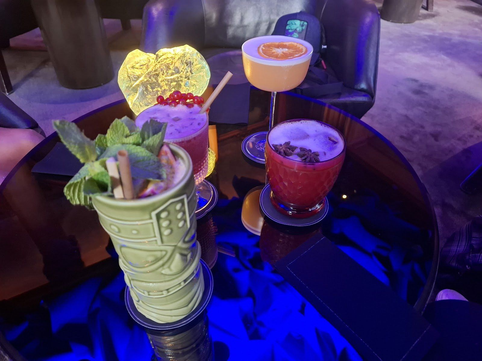 Bar du Plaza Athenee, Paris