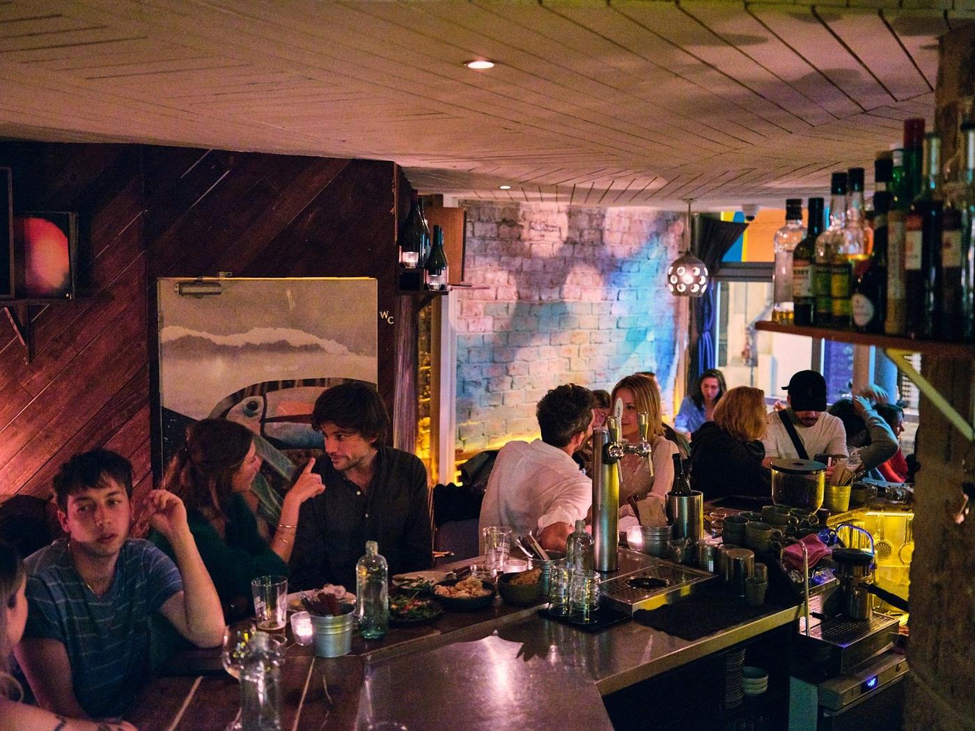 Le Mary Celeste, Paris