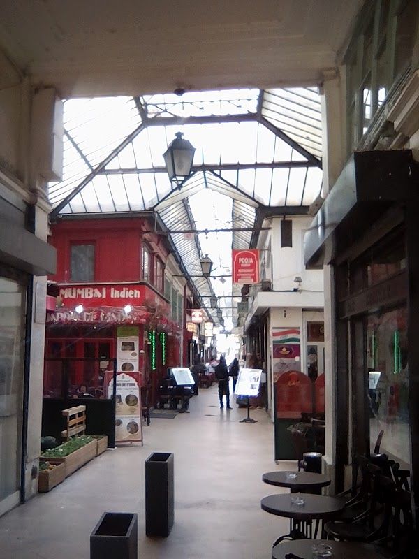 Le Baron Paris
