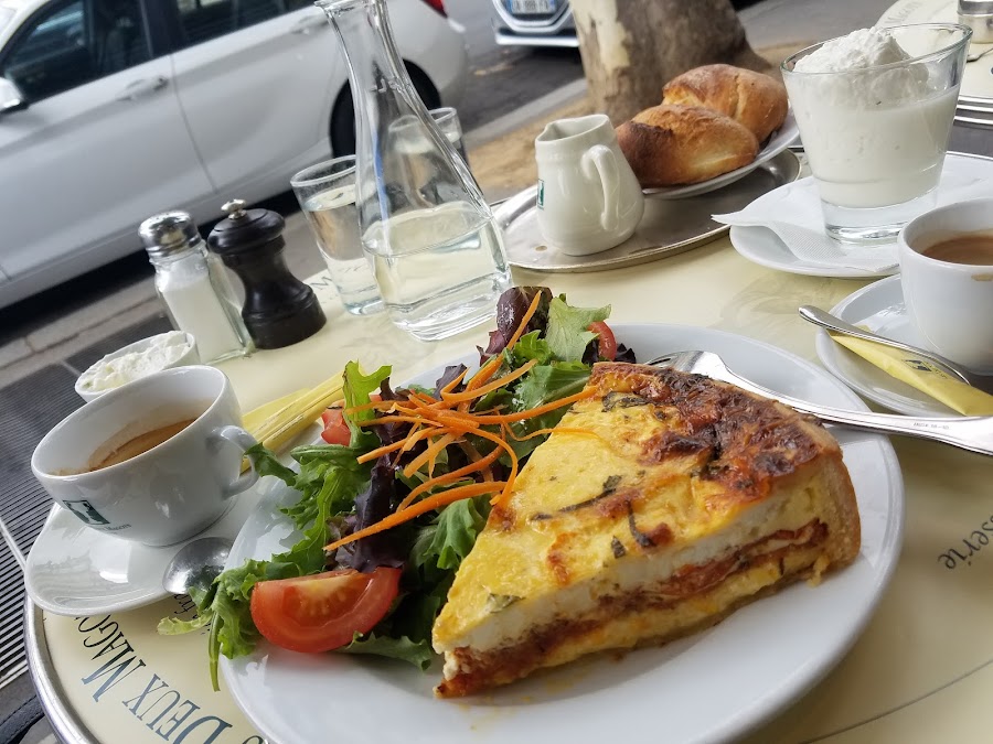 Les Deux Magots, Paris