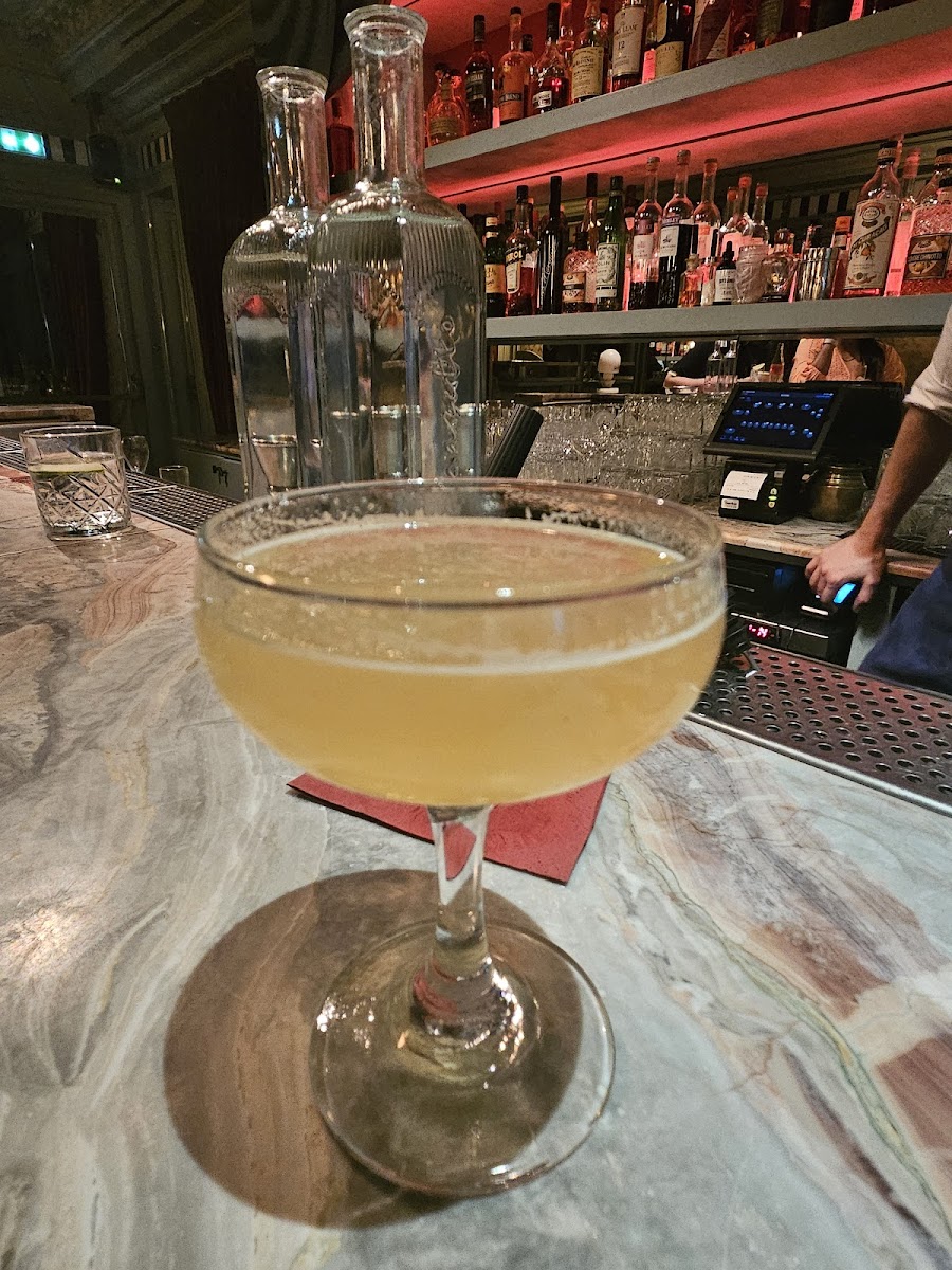 Prescription Cocktail Club, Paris