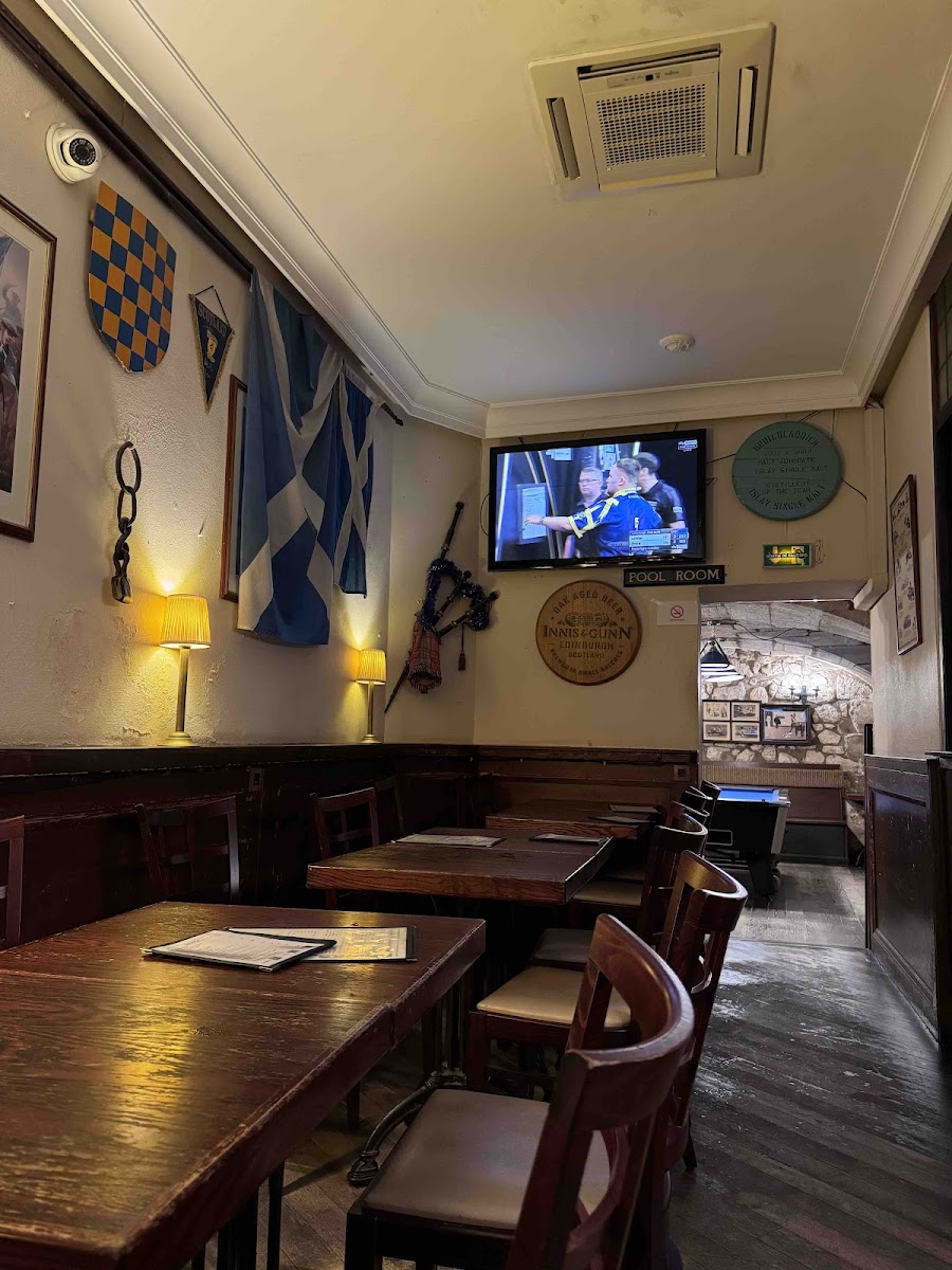 The Auld Alliance Paris evening service