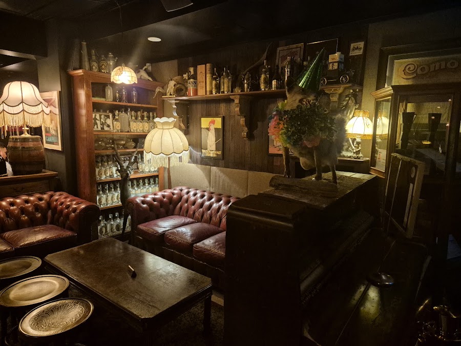 Foxtrot Unicorn bar seats