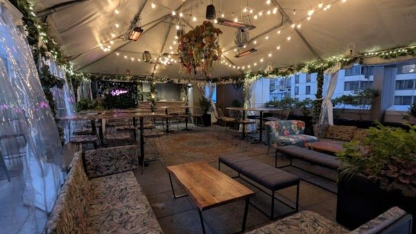 Stratus Rooftop at Hotel Monaco Philadelphia