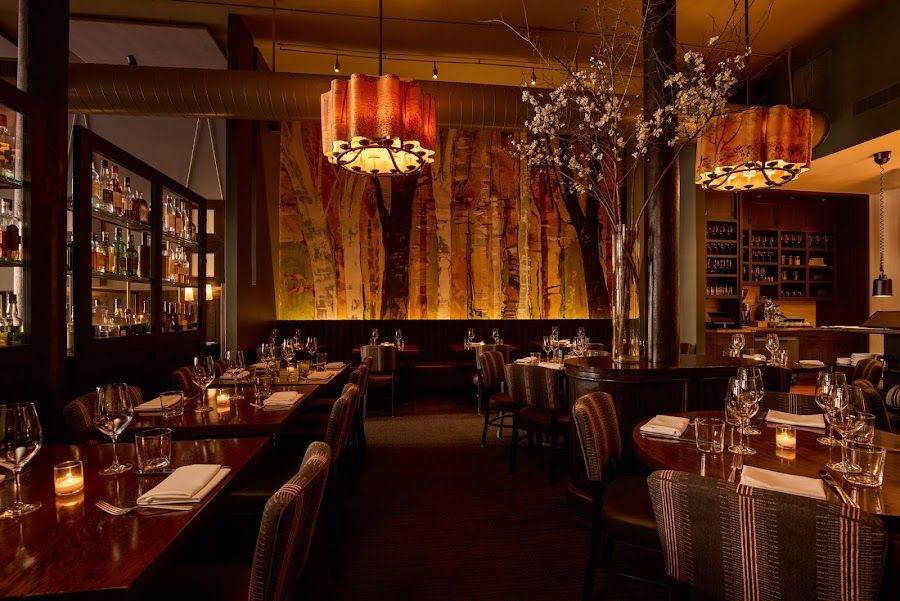 Fork Restaurant Bar Old City atmosphere