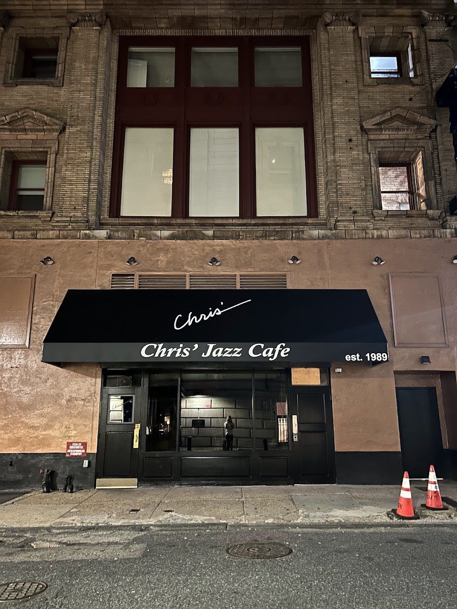 Chris' Jazz Cafe Philadelphia interior