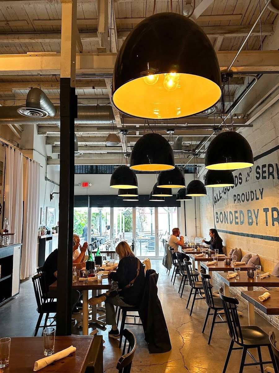 Kensington Quarters Bar Fishtown atmosphere