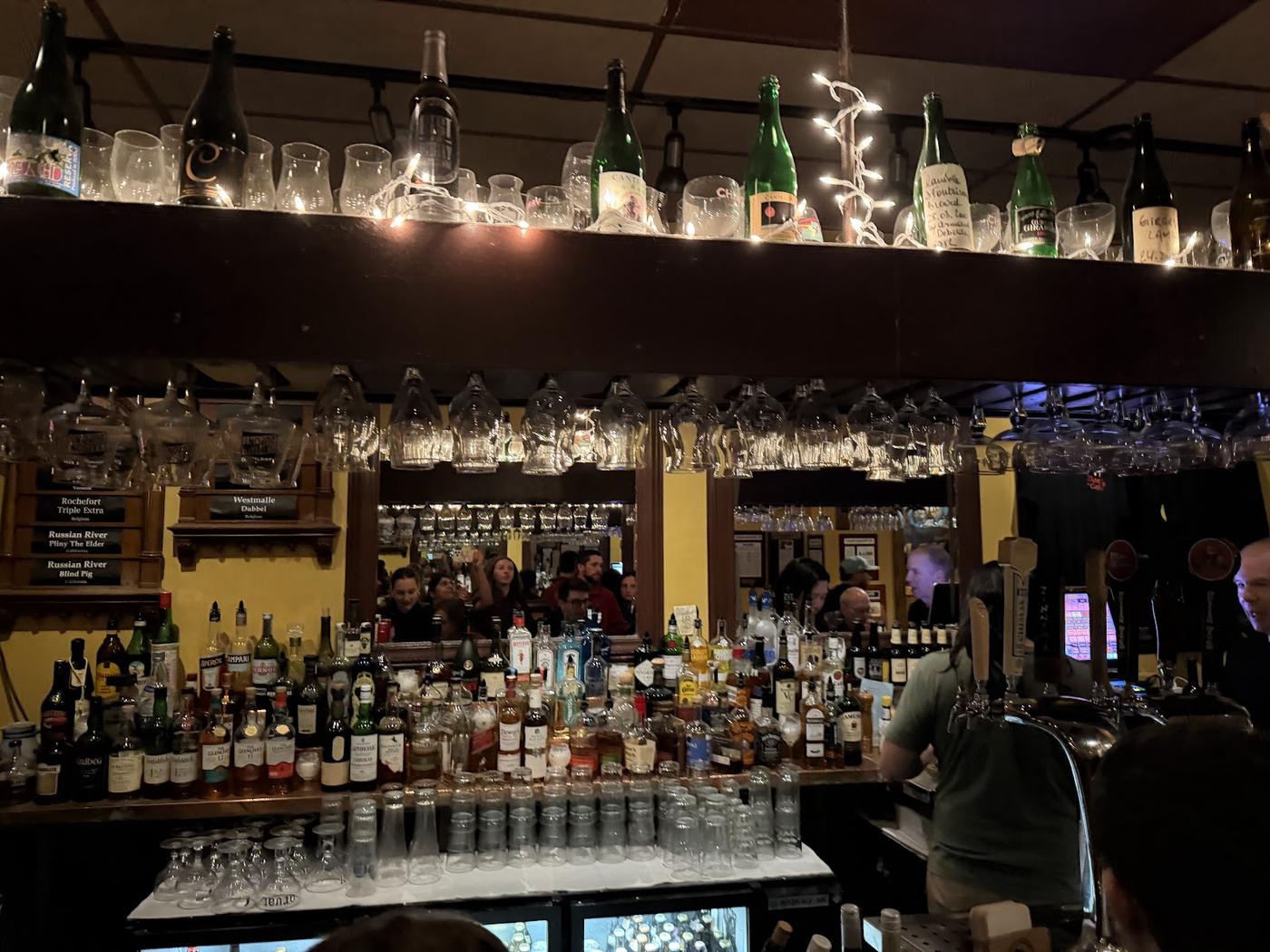 Monk's Cafe, Philadelphia