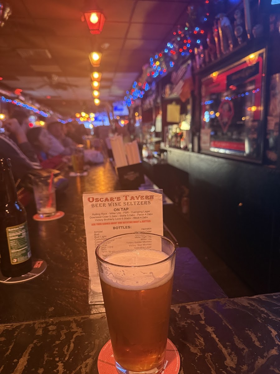 Oscar's Tavern drinks