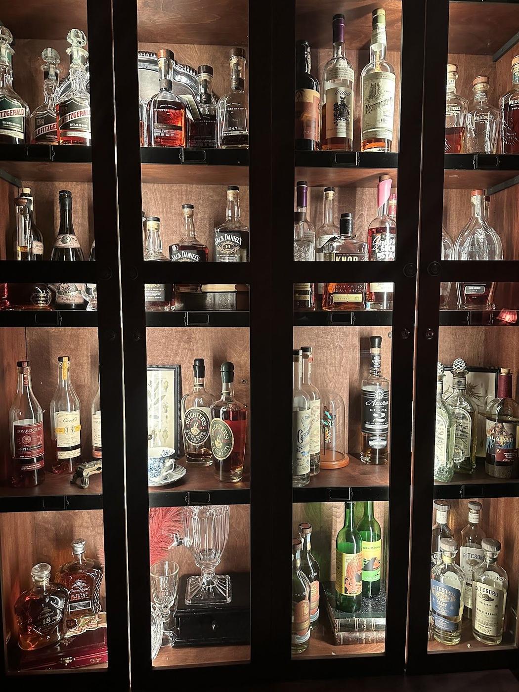 Barter & Shake, Phoenix