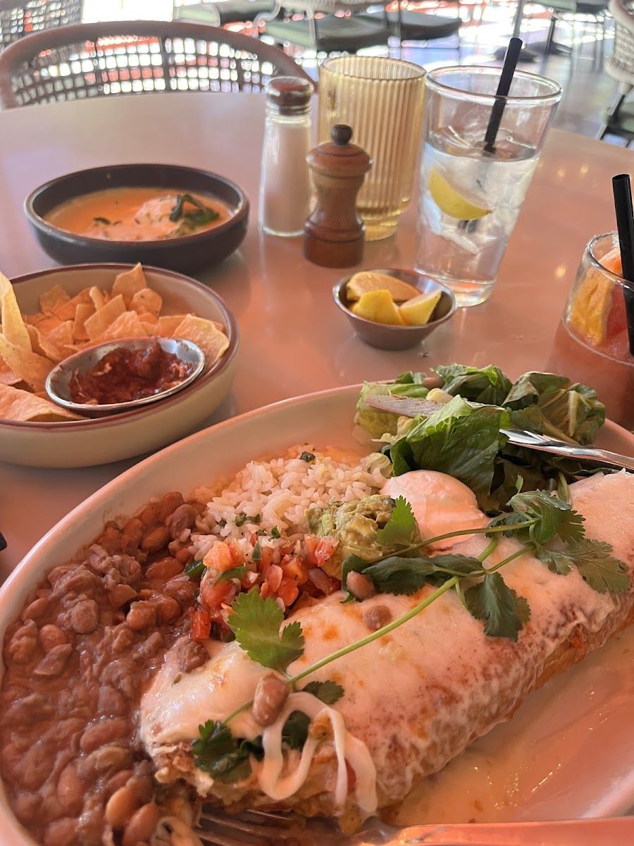Blanco Tacos & Tequila Phoenix interior