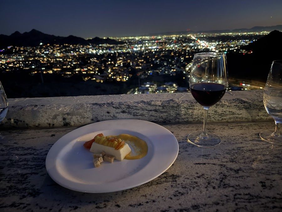 Different Pointe of View bar service