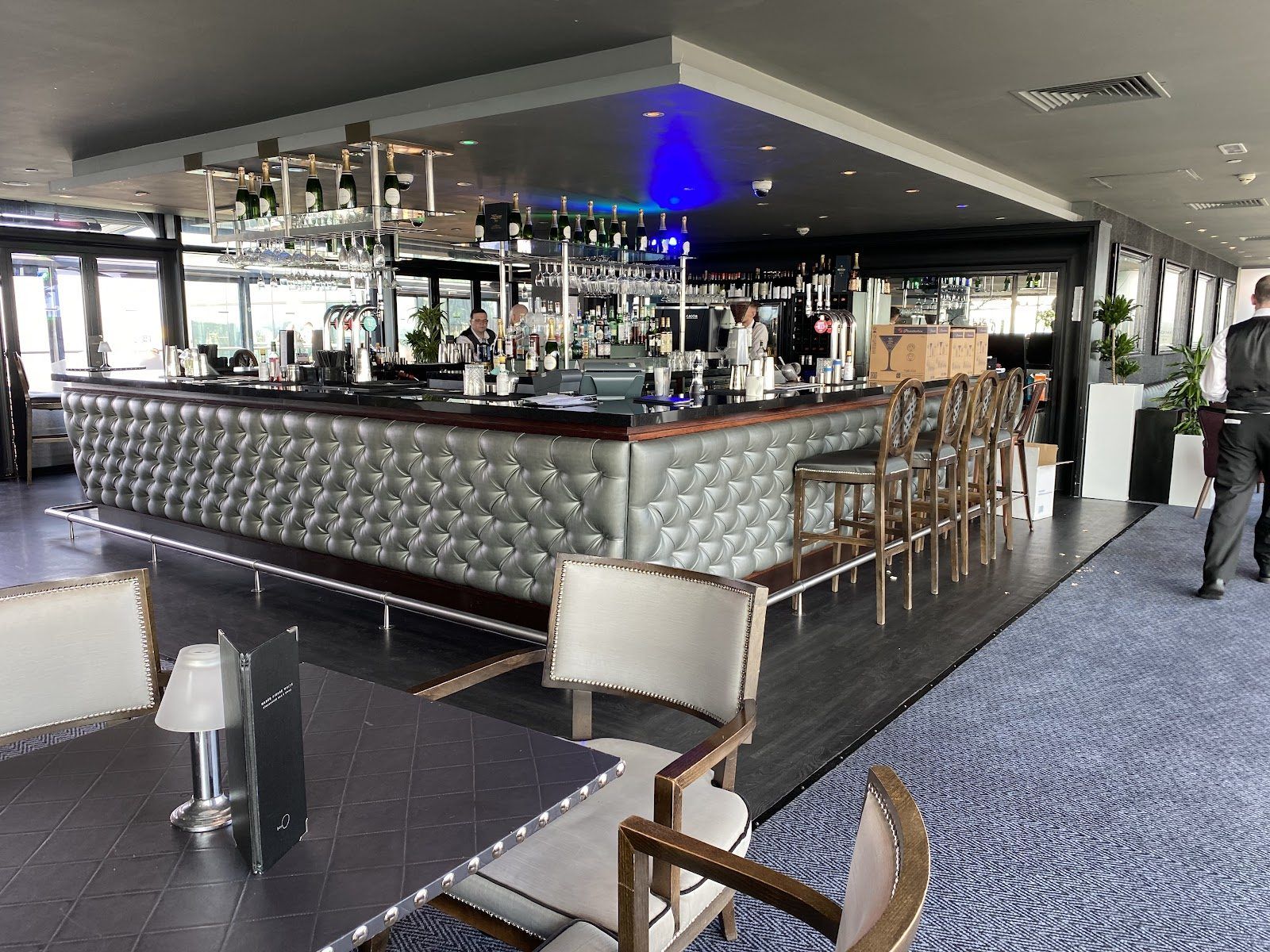 Marco Pierre White Steakhouse Bar Phoenix bar interior