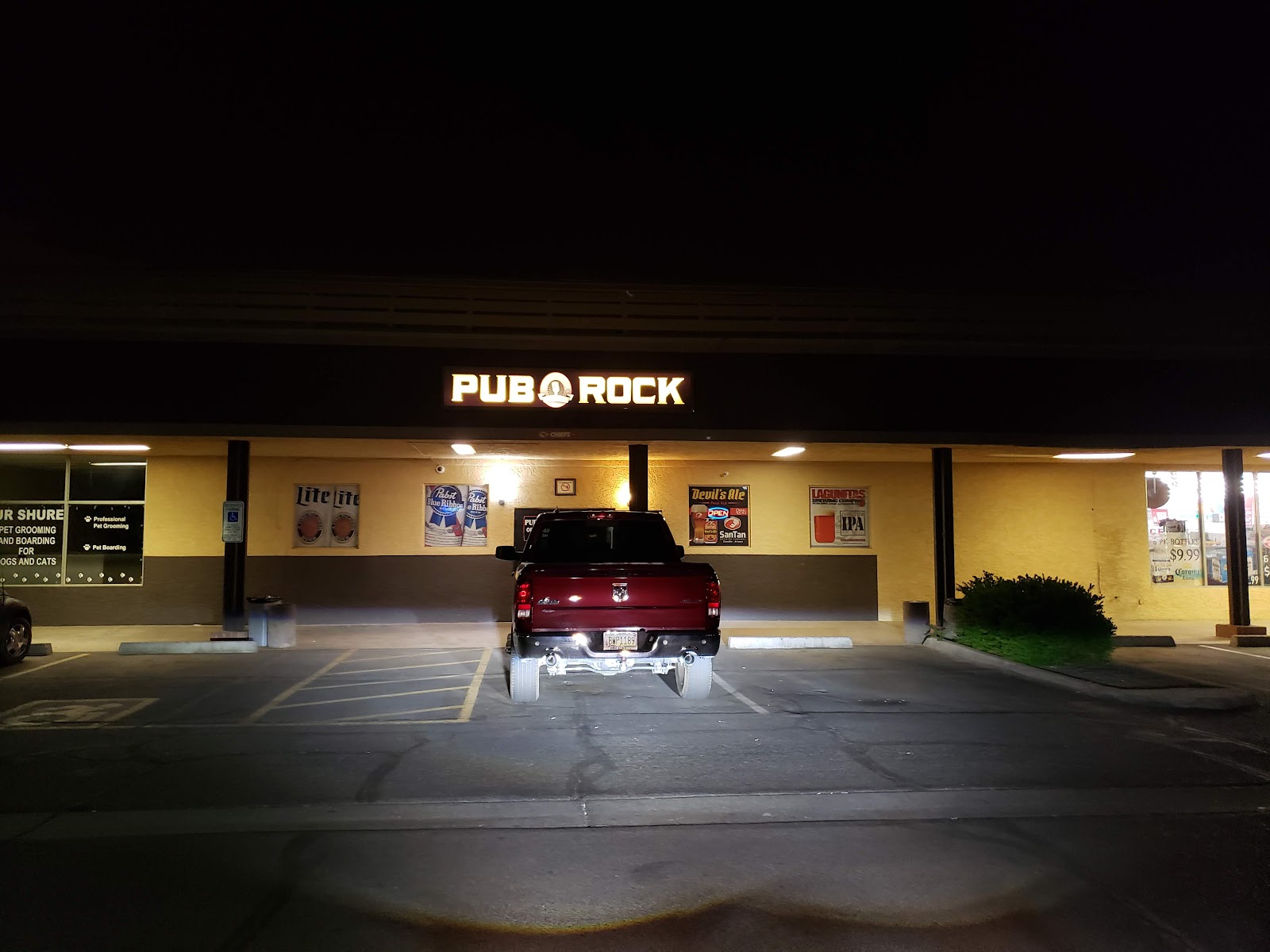 Stage and bar at Pub Rock Live in Scottsdale