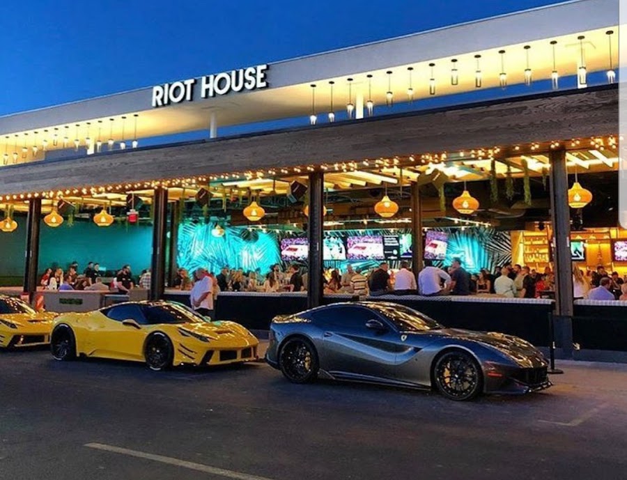 Riot House, Phoenix