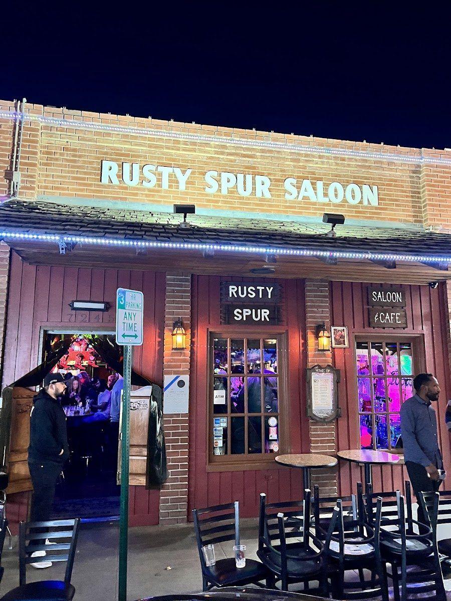 Rusty Spur Saloon bar service