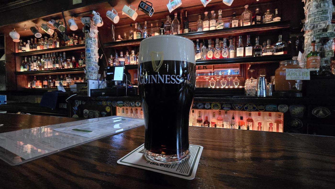 Seamus McCaffrey's Irish Pub, Phoenix
