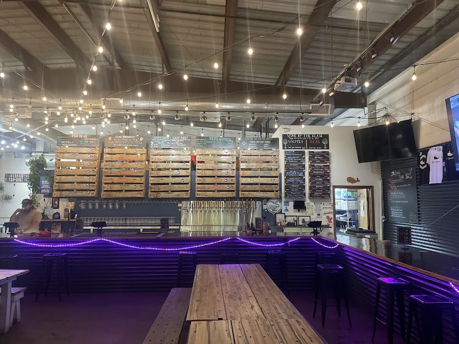 The Sleepy Whale, Phoenix