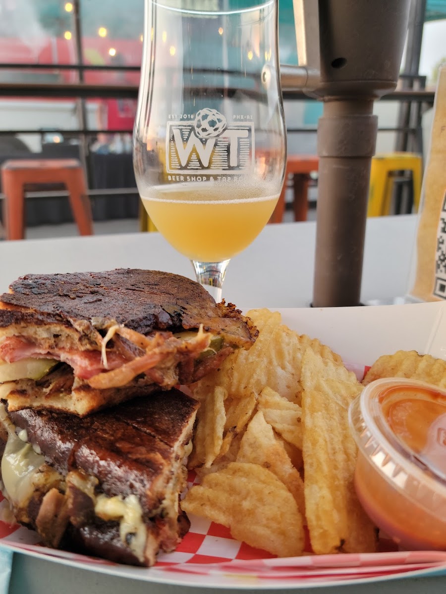 The Wandering Tortoise, Phoenix