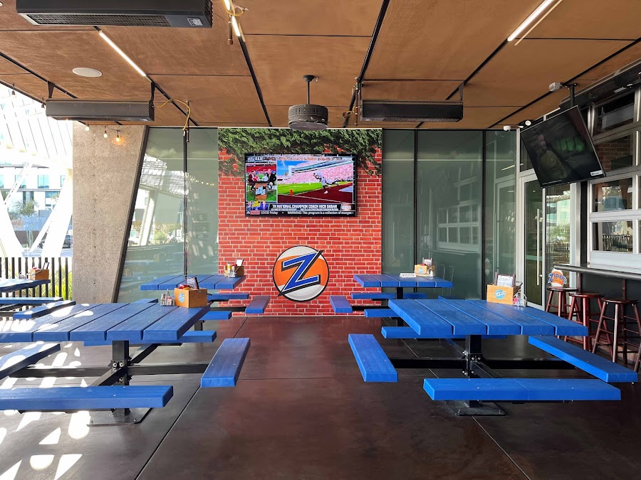 Zipps Sports Grill, Phoenix