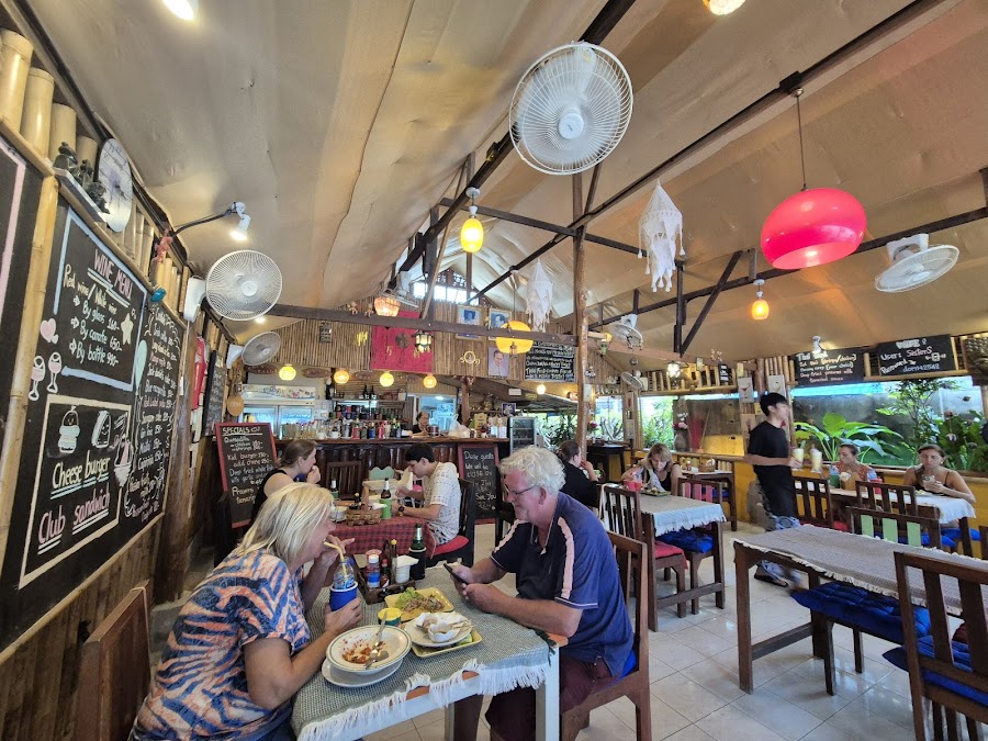 7 Sisters Bistro Bar, Phuket