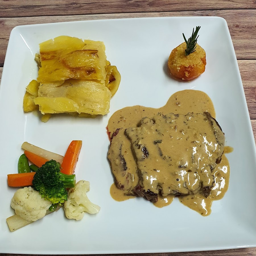 Black Cat Old Town, Phuket