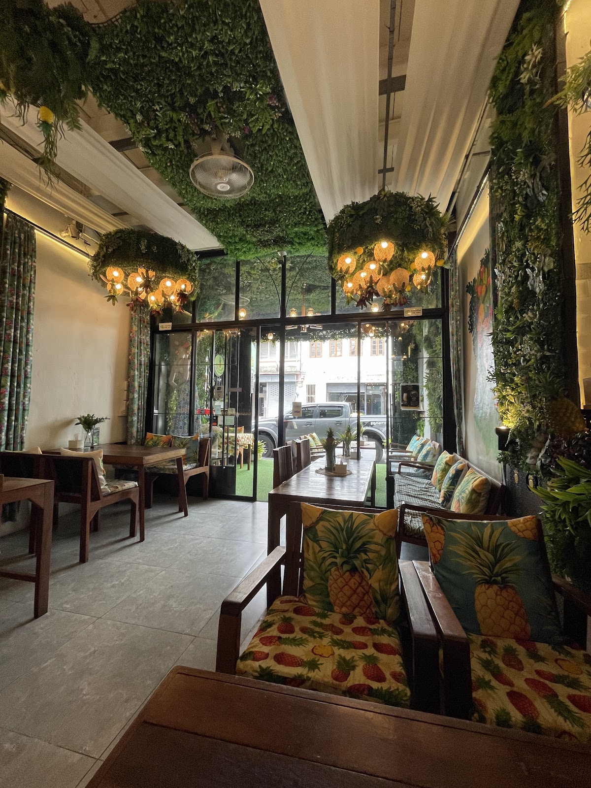 CRAFTs &amp; Co., Phuket
