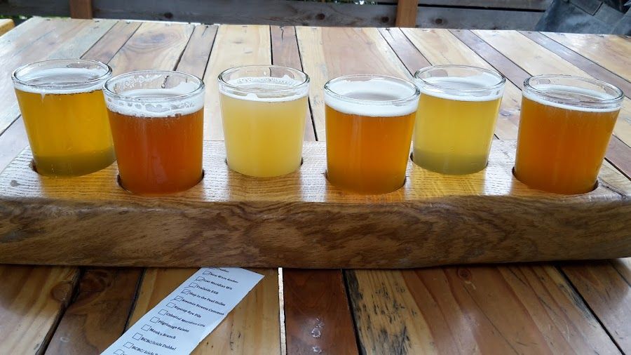 Base Camp Brewing Company Industrial East atmosphere