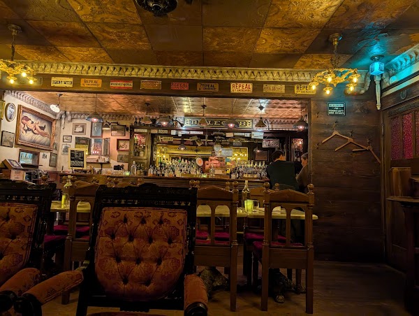 Multnomah Whiskey Library