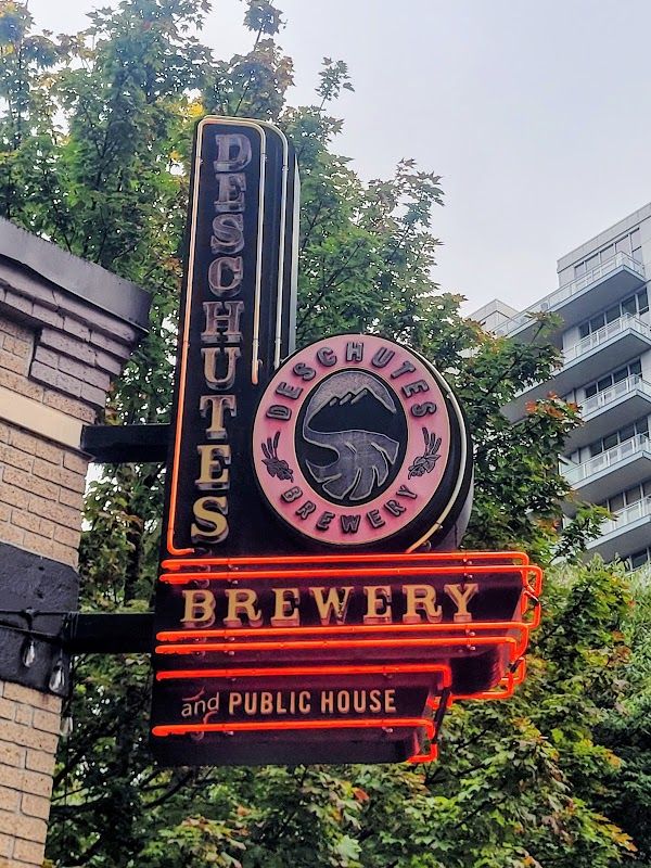 Cascade Brewing Barrel House Portland