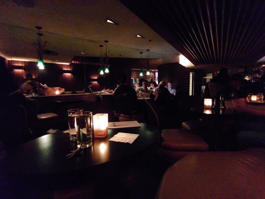 Driftwood Room at Hotel deLuxe Downtown atmosphere
