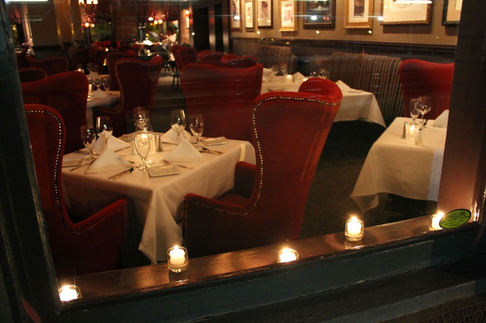 Jimmy Mak's Jazz Club Portland bar interior