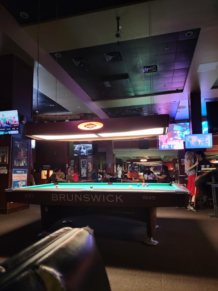 The Rialto Poolroom Bar & Cafe, Portland