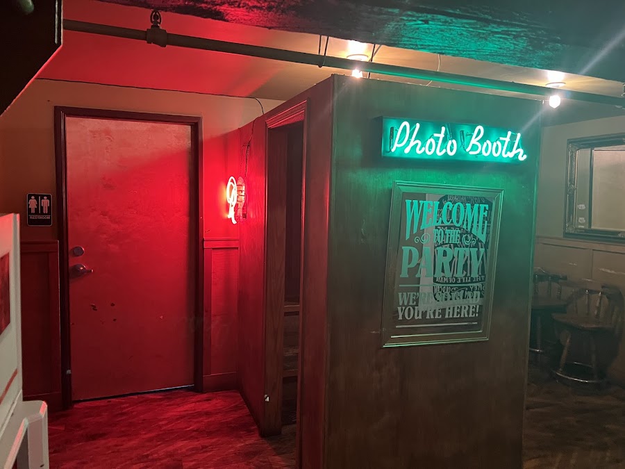 River Pig Saloon bar detail