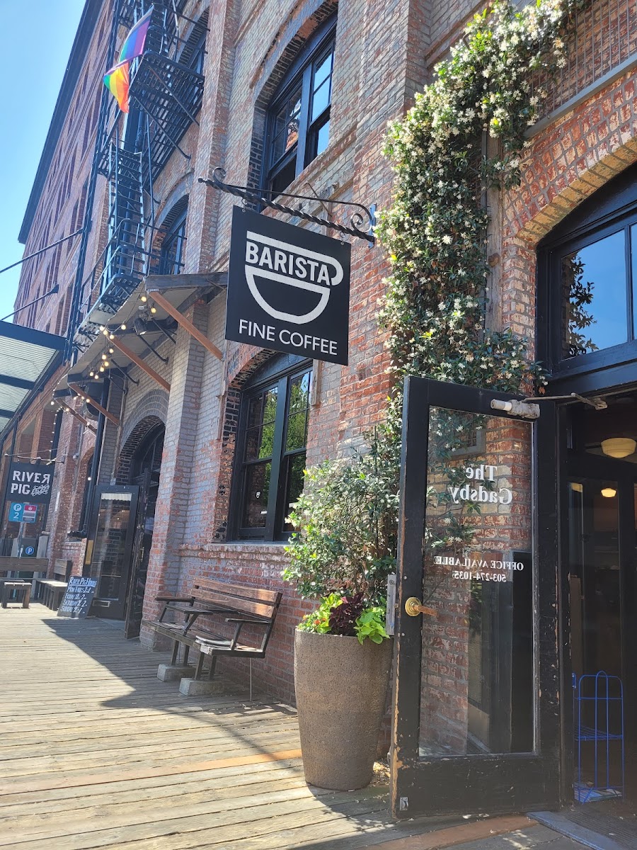 River Pig Saloon room