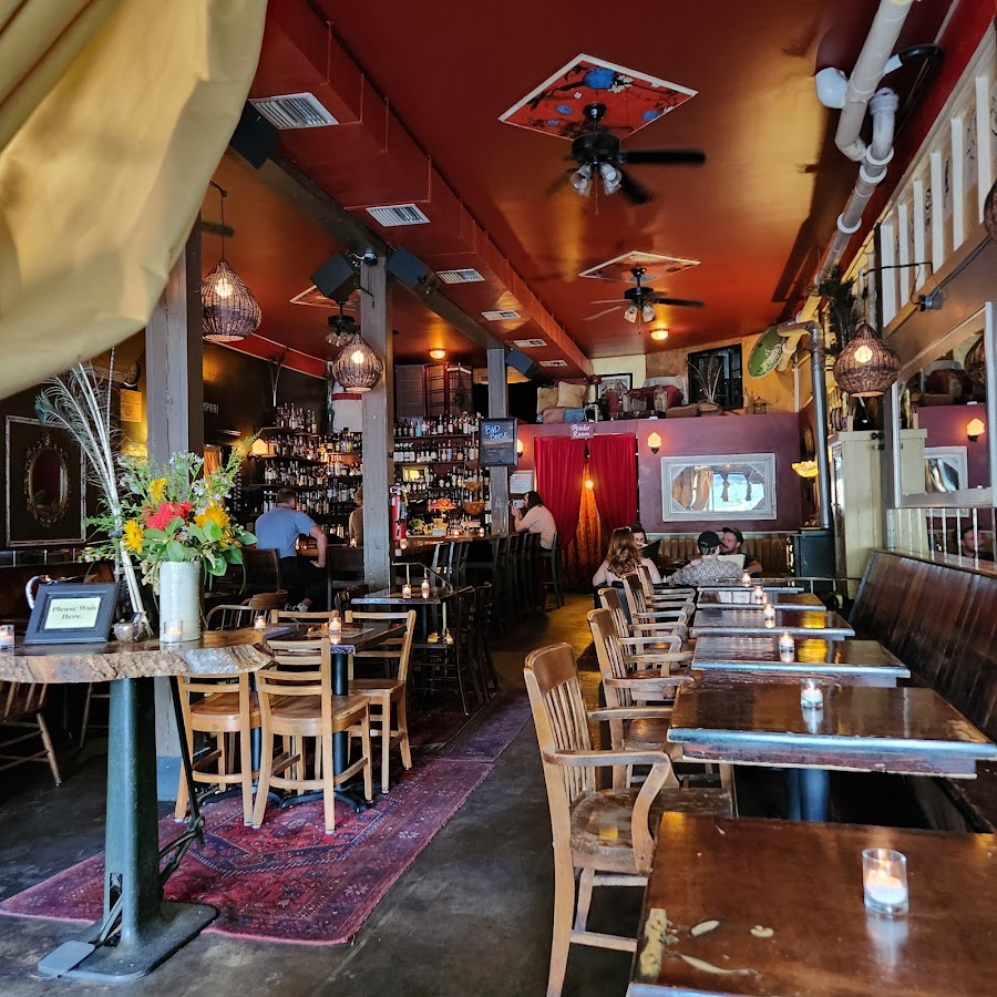 The Sapphire Hotel, Portland