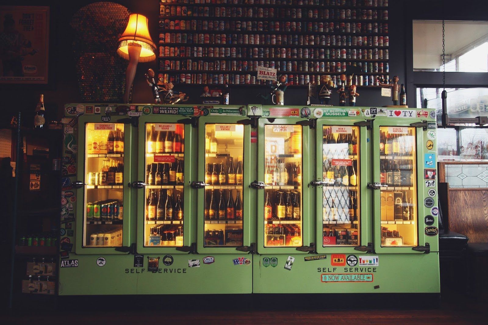 Saraveza Bottle Shop Portland bar interior