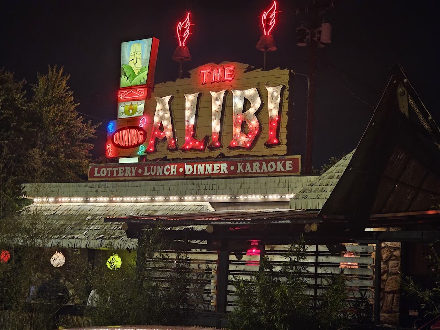 Polynesian decor and bar at The Alibi Tiki Lounge in Portland