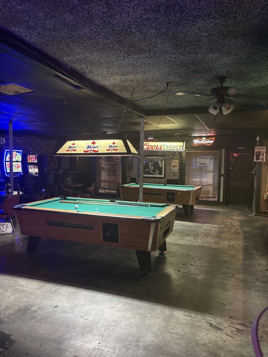 Bilbo Baggins Public House Mt Tabor atmosphere