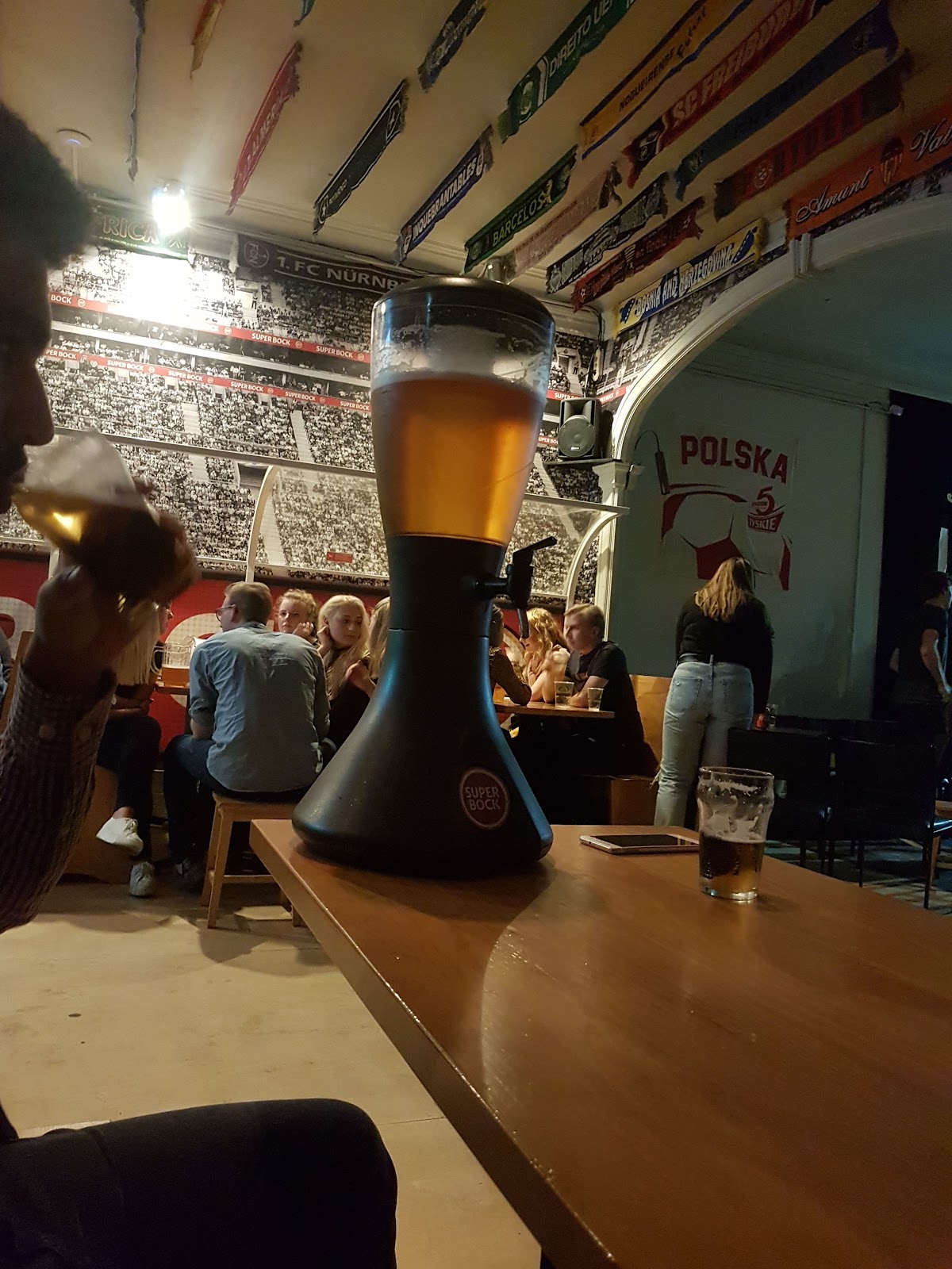 Adega Sports Bar style: bar stools detail