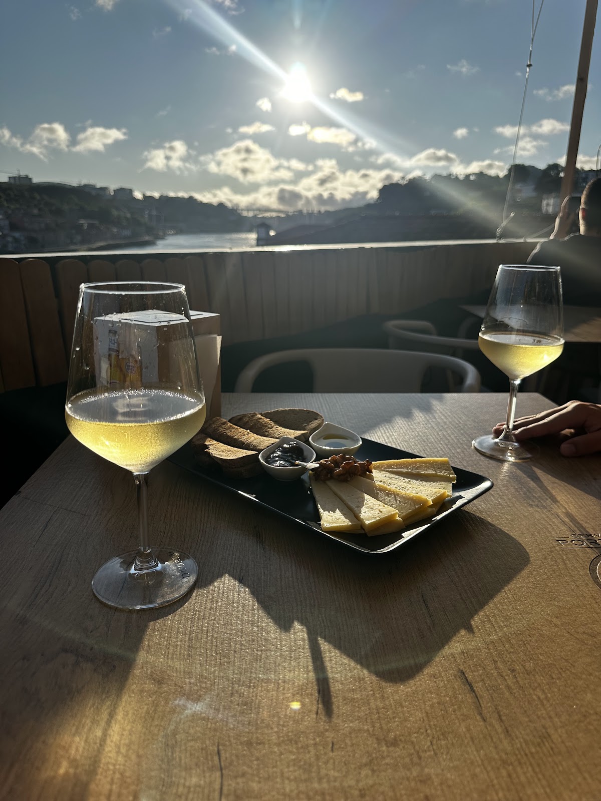 Mirajazz Porto terrace over the Douro