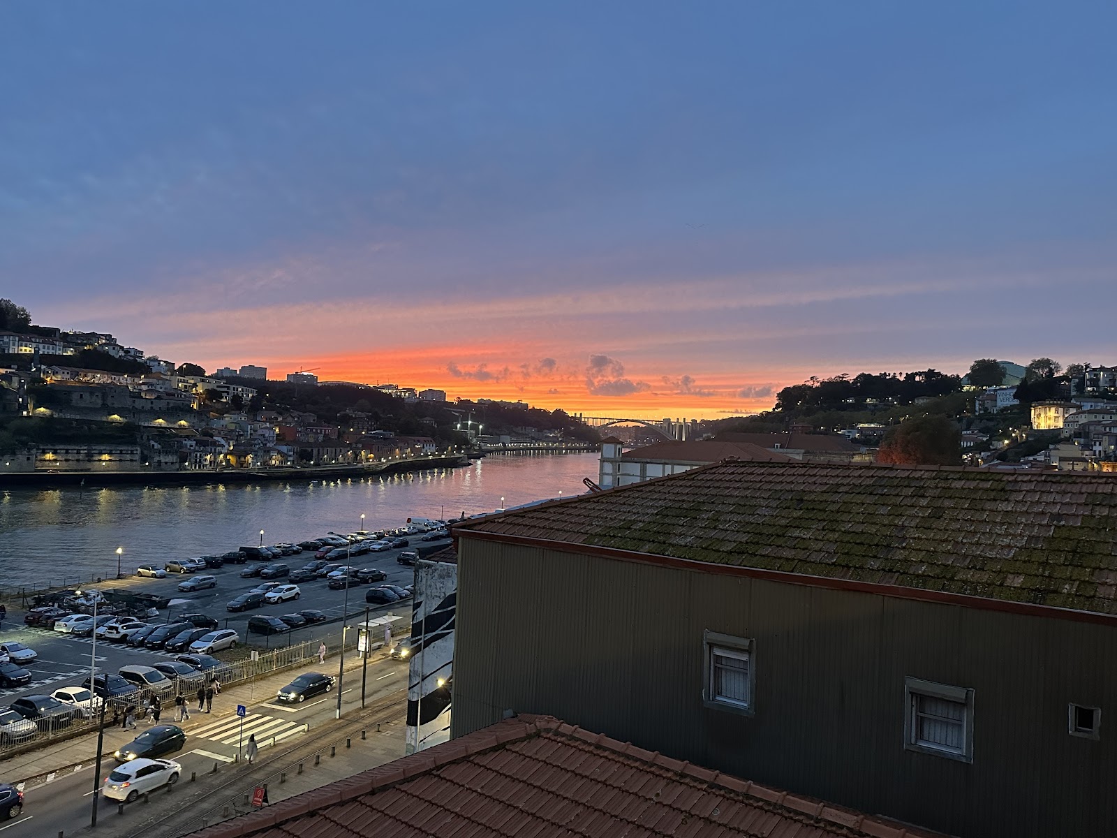 Mirajazz style: terrace at dusk