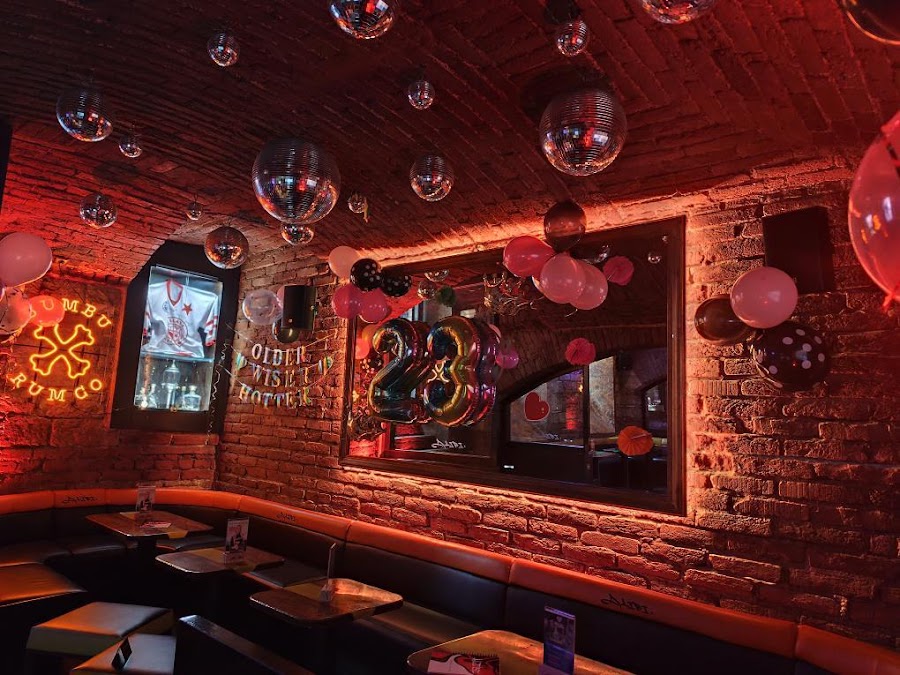 Alibi Cocktail & Music Bar, Prague